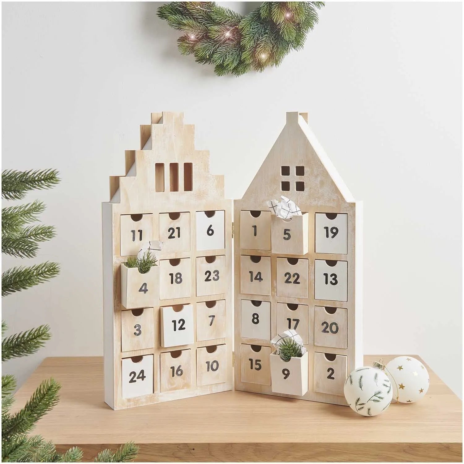 Adventskalender Haus aus Holz 45 Teile - Rico