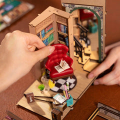DIY Buchstütze - Book Nook Shakespeare Bookstore Robotime