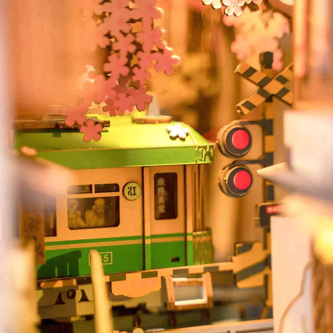 DIY Buchstütze - Sakura Densya Robotime