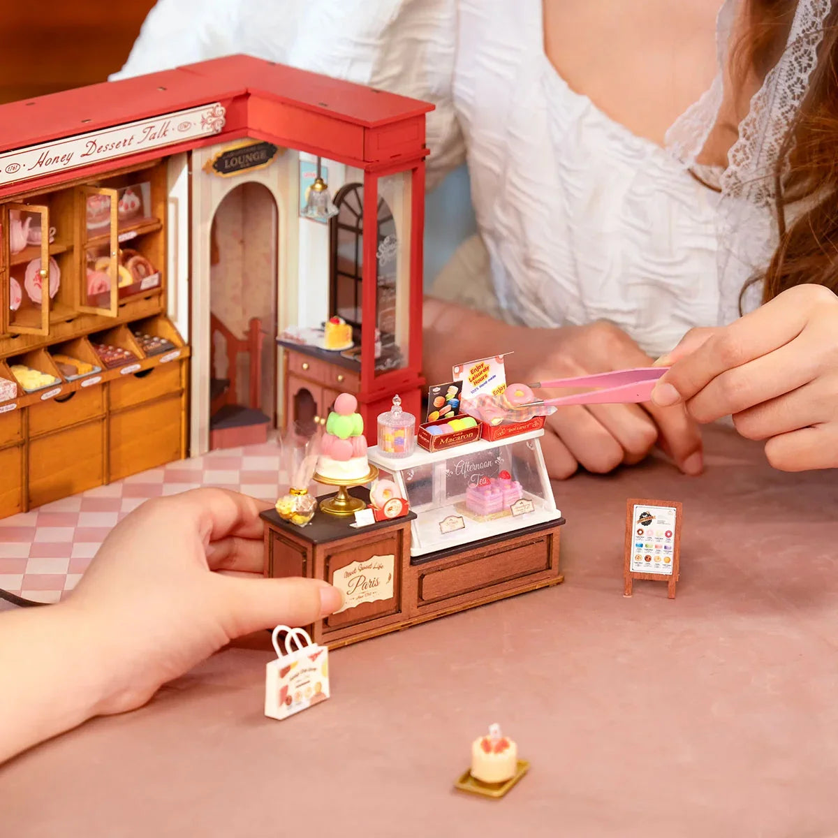 DIY Miniatur Haus Patisserie Honey Dessert Talk DG168 - DG168 Robotime