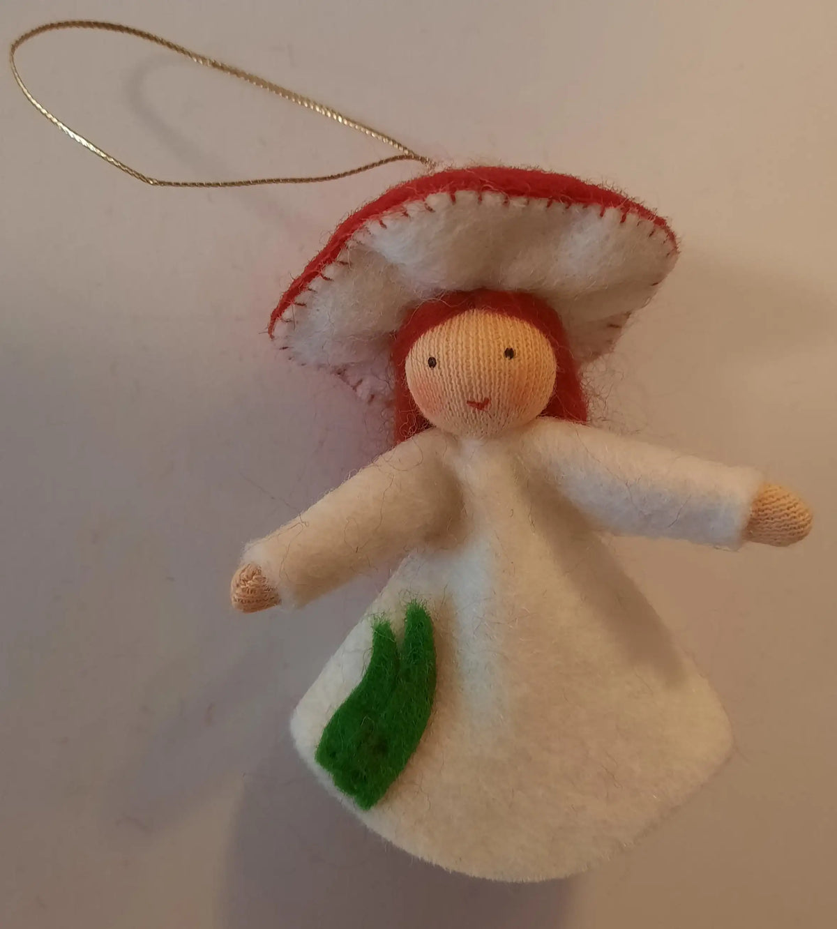 Jahreszeitenpüppchen Fliegenpilz zum Hängen