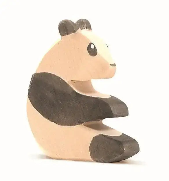 panda-sitzend-2192-kunstundspiel-1 - kunstundspiel 