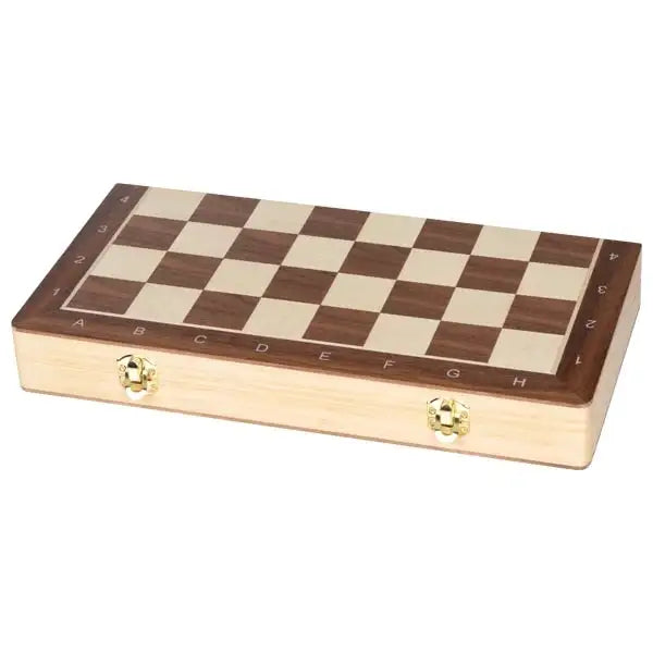 Holzschachbrett mit Buchstaben und Zahlen, nachhaltiges Spielzeug für Kinder