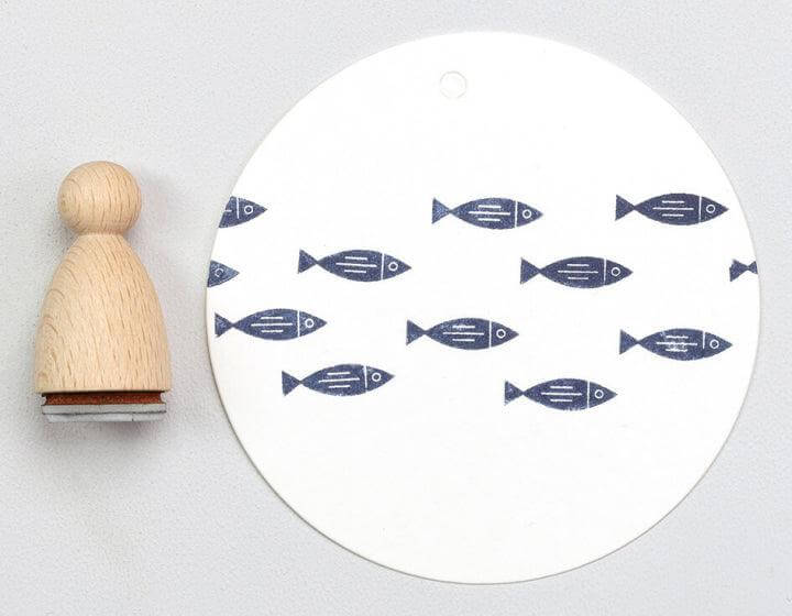 Stempel Sardine Perlenfischer