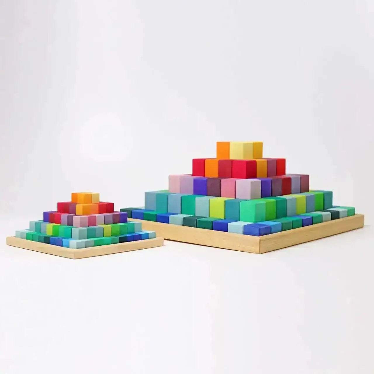 Stufenpyramide klein Grimms